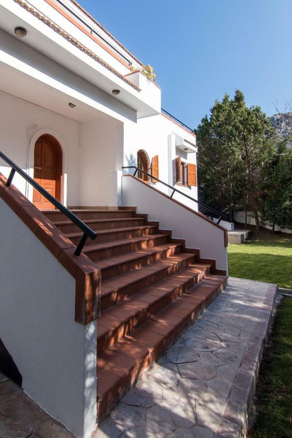 Villa Pylona ลินดอส ภายนอก รูปภาพ